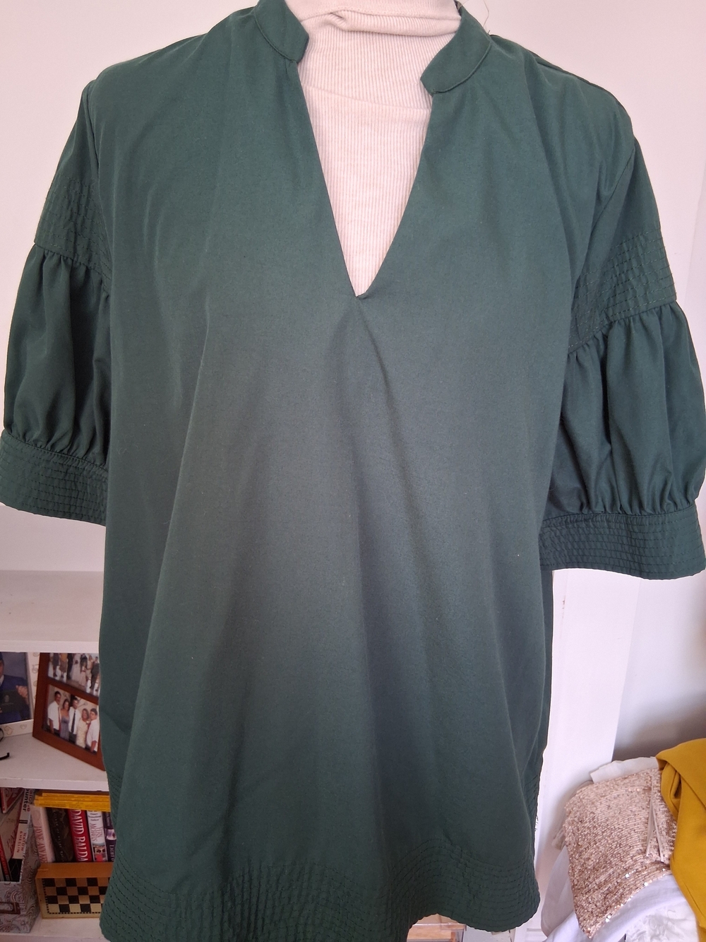Women’s Dark Green Split-Neck Puff Sleeve Blouse